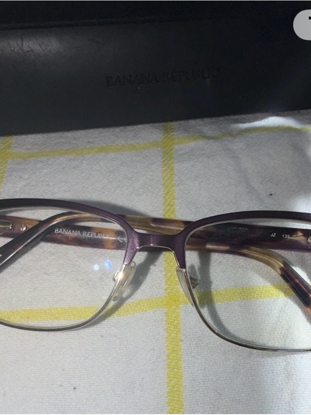 Lot of Women’s Eyeglass Frames & Cases - Vogue & Banana Republic Stylish Frames - Picture 9 of 11